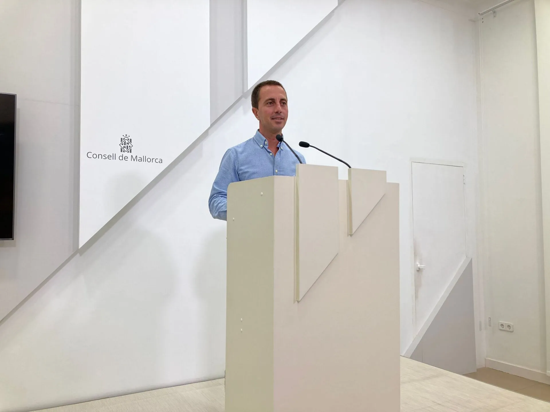 Actualment esteu veient <strong>Llorenç Galmés: “Veim amb preocupació les maniobres del PSOE per a tancar l’informe del Parlament Europeu sobre l’explotació sexual de menors tutelades”</strong>